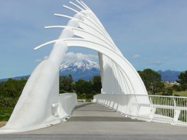 Te Rewa Rewa Bridge